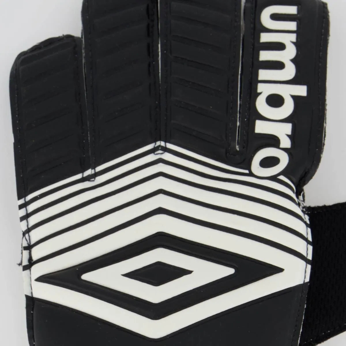 Luva Unissex Umbro Goleiro Gk Oficial - PRETO
