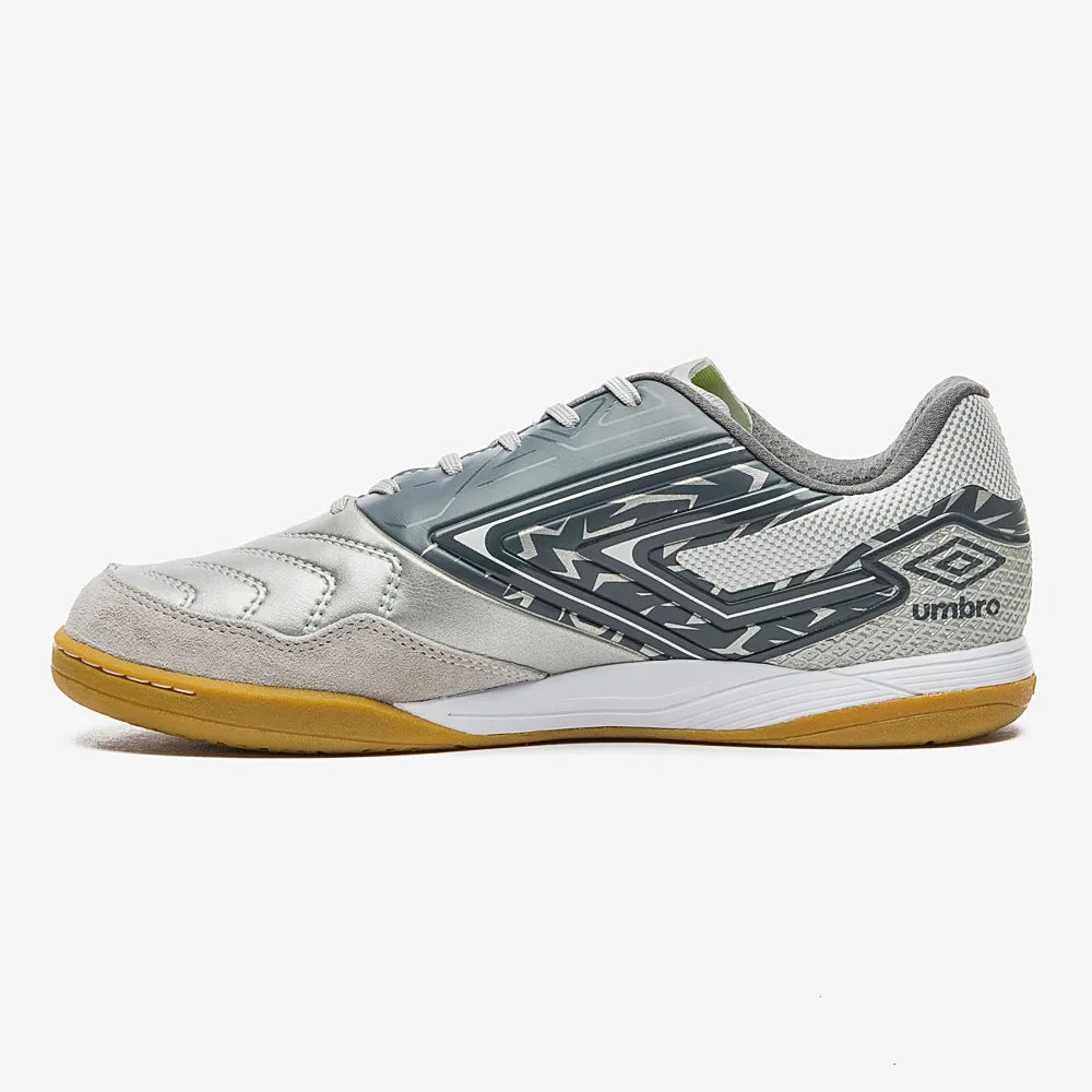 Chuteira Futsal Umbro Pro 5 Bump Club - Cinza Grafite