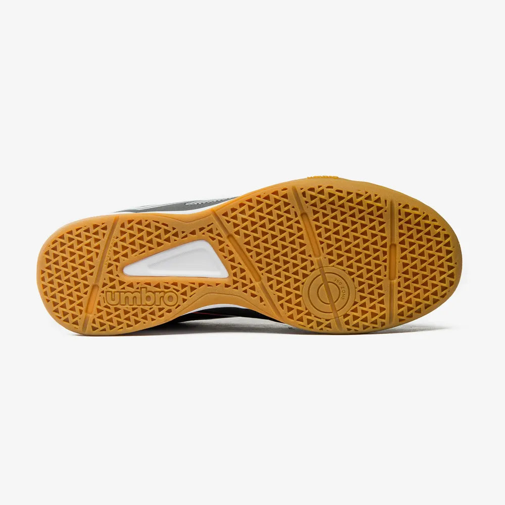 Chuteira Futsal Umbro Pro 5 Bump Club - Preto / Prata