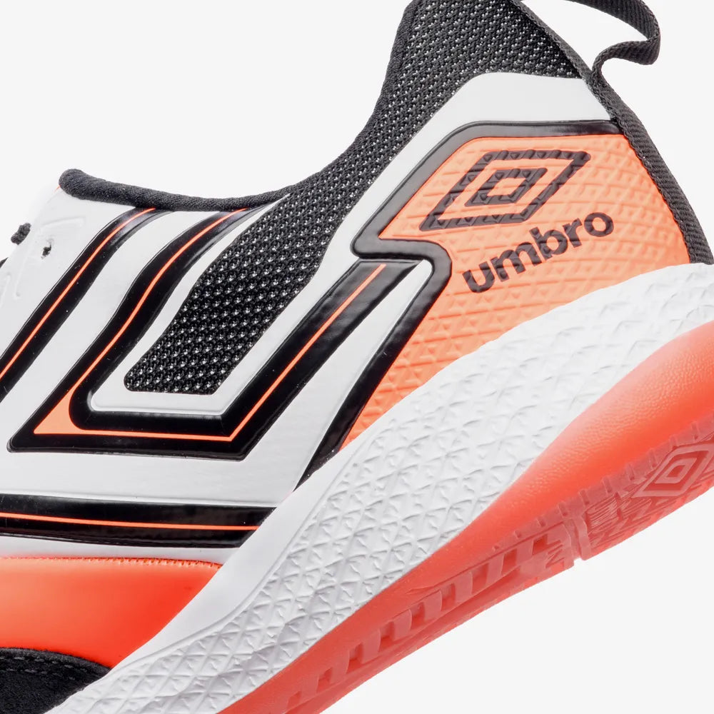 Chuteira Futsal Umbro Pro 5 Bump - Laranja