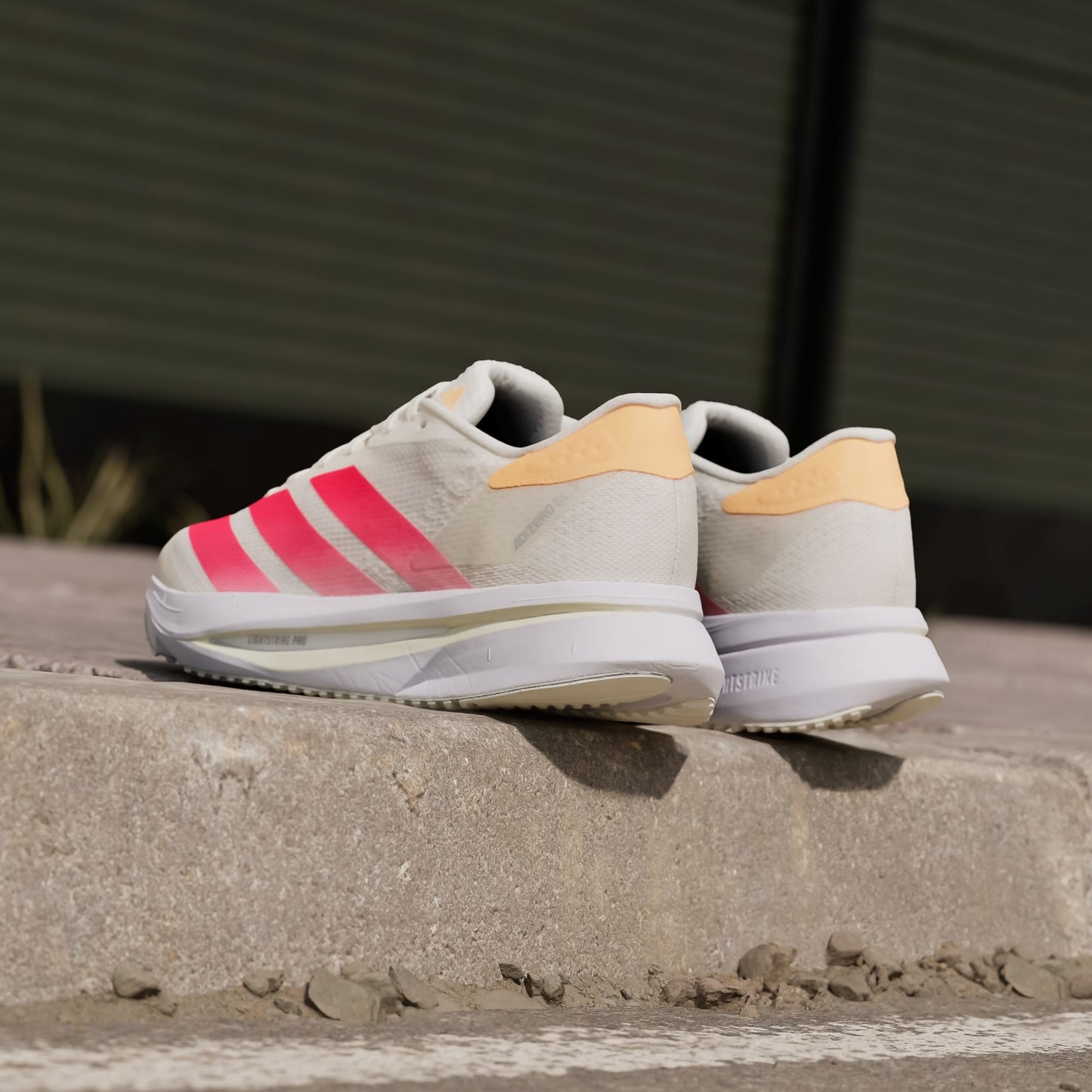 Tênis Adidas Adizero SL2 - OFF White
