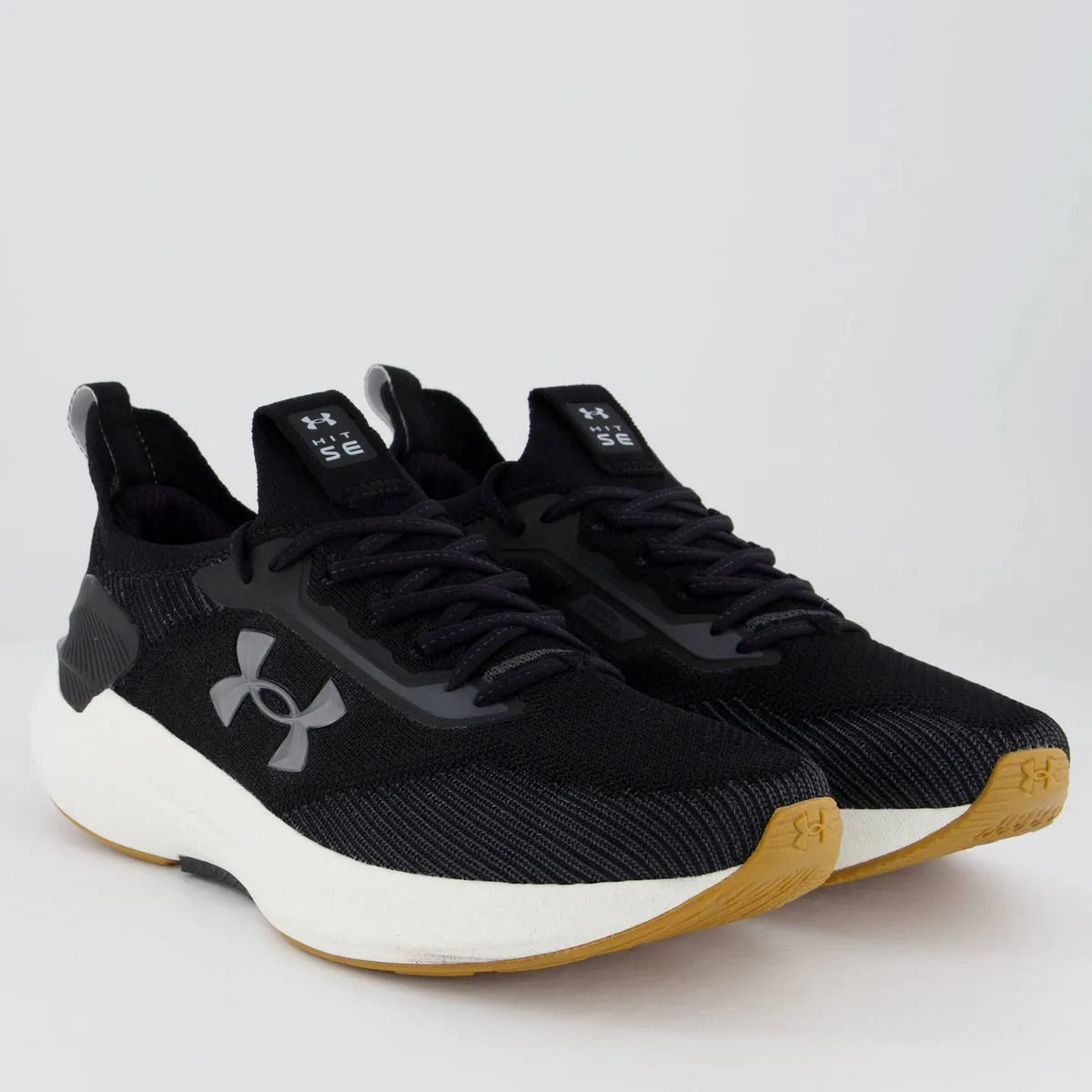 Tênis Under Armour Charged Hit - Preto