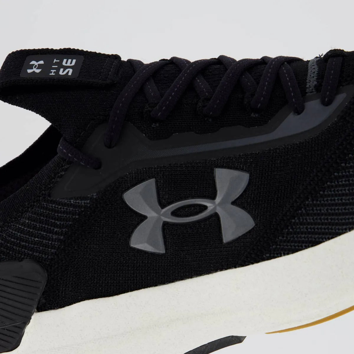 Tênis Under Armour Charged Hit - Preto