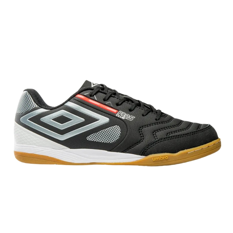 Chuteira Futsal Umbro Pro 5 Bump Club - Preto / Prata